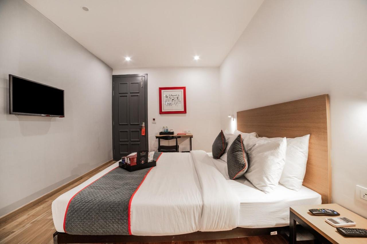 Oyo Townhouse 086 Pankha Road Hotel New Delhi Exterior photo