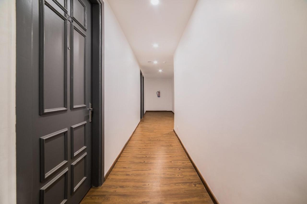 Oyo Townhouse 086 Pankha Road Hotel New Delhi Exterior photo