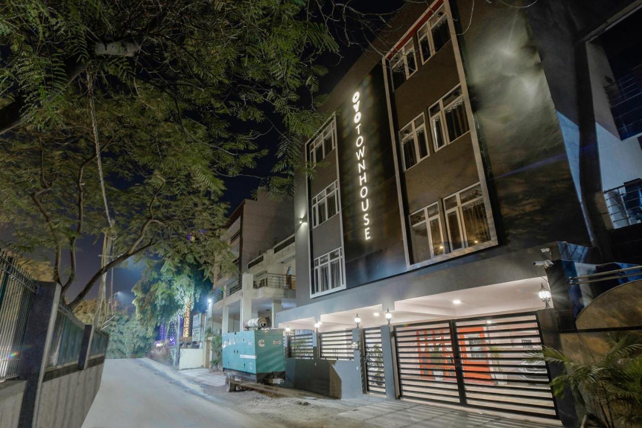 Oyo Townhouse 086 Pankha Road Hotel New Delhi Exterior photo